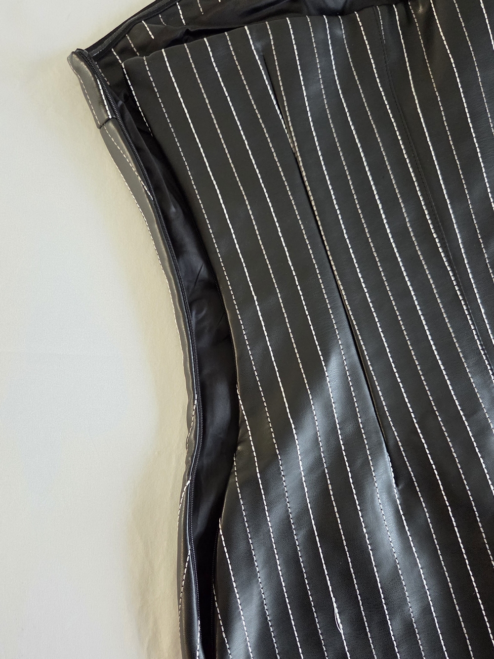 Nasty Gal Black Strapless Pinstripe Mini Dress - Picture 3 of 4